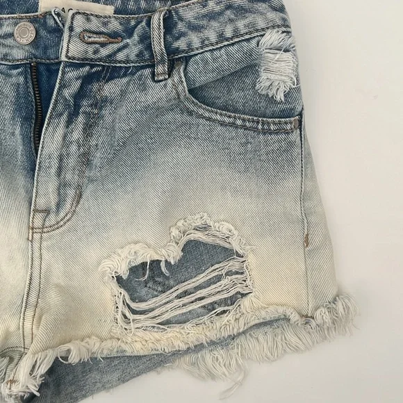 PACSUN Jean Shorts Size 23 Bleached Ombré Distressed High Rise Shorts - Picture 6 of 6
